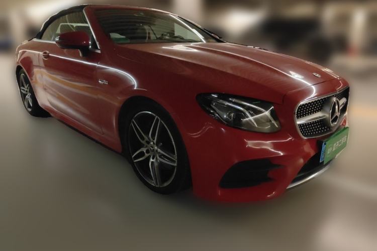 Used Mercedes-Benz E-Class 2018 E 200 Convertible Coupe Front Right 45 Deg