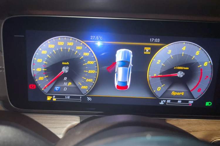 Used Mercedes-Benz E-Class 2018 E 200 Coupe Instrument Cluster