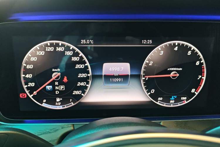 Used Mercedes-Benz E-Class 2018 E 200 Coupe Instrument Cluster