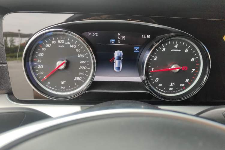 Used Mercedes-Benz E-Class 2018 E 200 4MATIC Coupe Instrument Cluster