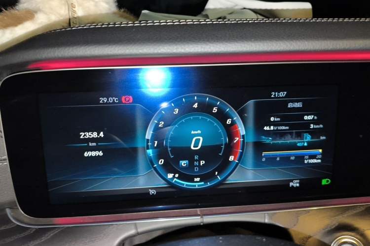 Used Mercedes-Benz E-Class 2018 E 200 4MATIC Convertible Coupe Instrument Cluster