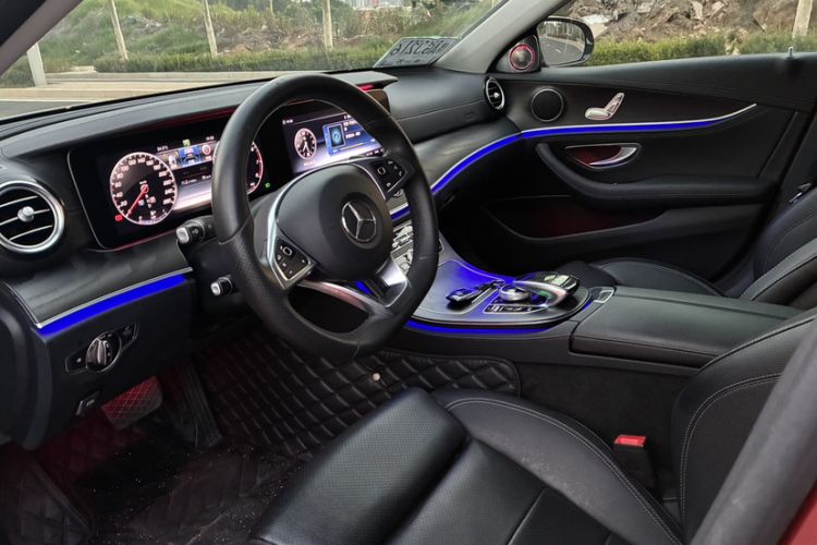 Used Mercedes-Benz E-Class 2018 E 200 L Sport Edition Interior 2