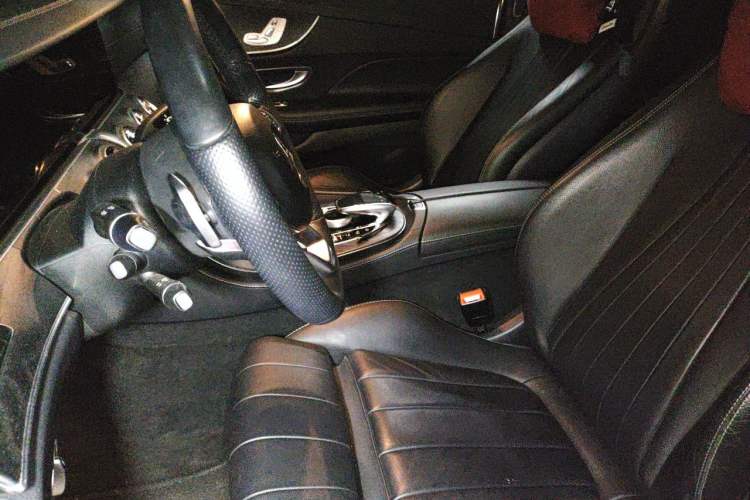 Used Mercedes-Benz E-Class 2018 E 300 Coupe Left Front Seat