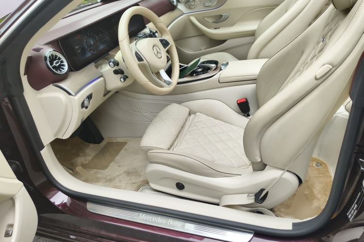 Used Mercedes-Benz E-Class 2018 E 200 Convertible Coupe First Edition Special Version Left Front Seat
