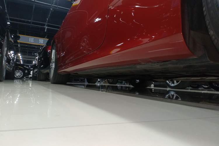Used Mercedes-Benz E-Class 2018 E 200 Coupe Left Side Sill