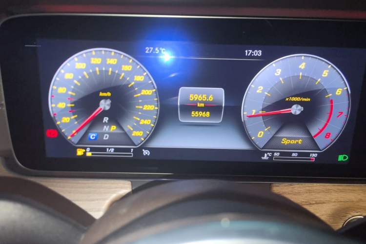 Used Mercedes-Benz E-Class 2018 E 200 Coupe Odometer Close Up