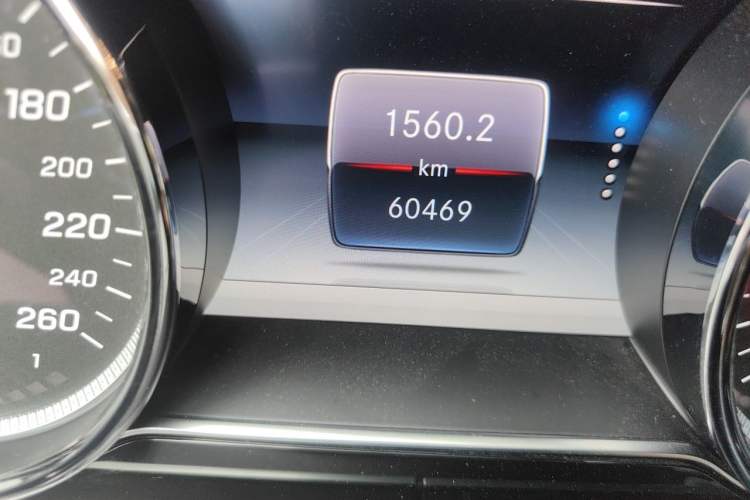 Used Mercedes-Benz E-Class 2018 E 200 4MATIC Coupe Odometer Close Up