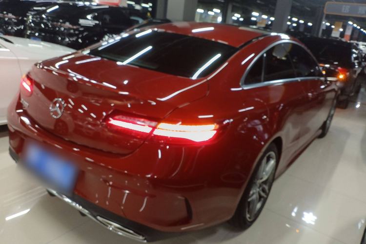 Used Mercedes-Benz E-Class 2018 E 200 Coupe Rear Right 45 Deg