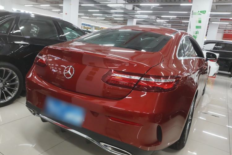 Used Mercedes-Benz E-Class 2018 E 200 Coupe Rear Right 45 Deg