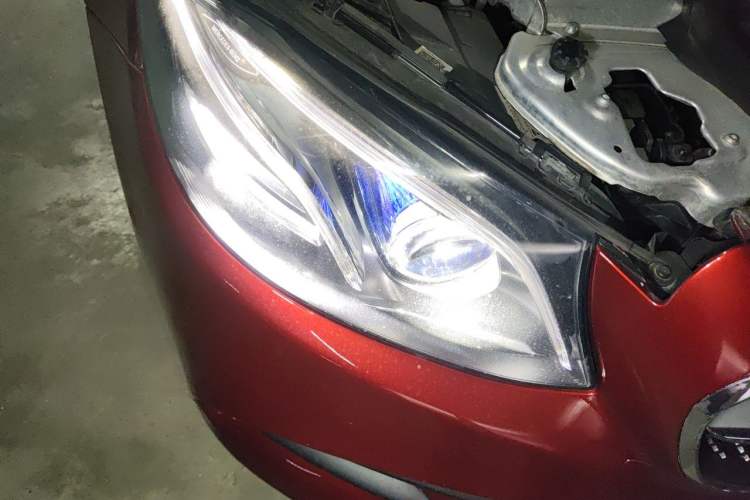 Used Mercedes-Benz E-Class 2018 E 300 Coupe Right Front Headlight