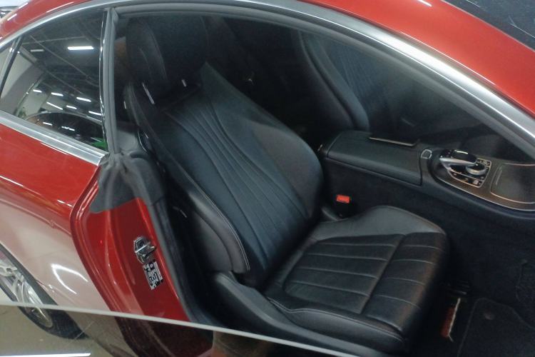 Used Mercedes-Benz E-Class 2018 E 200 Coupe Right Front Seat