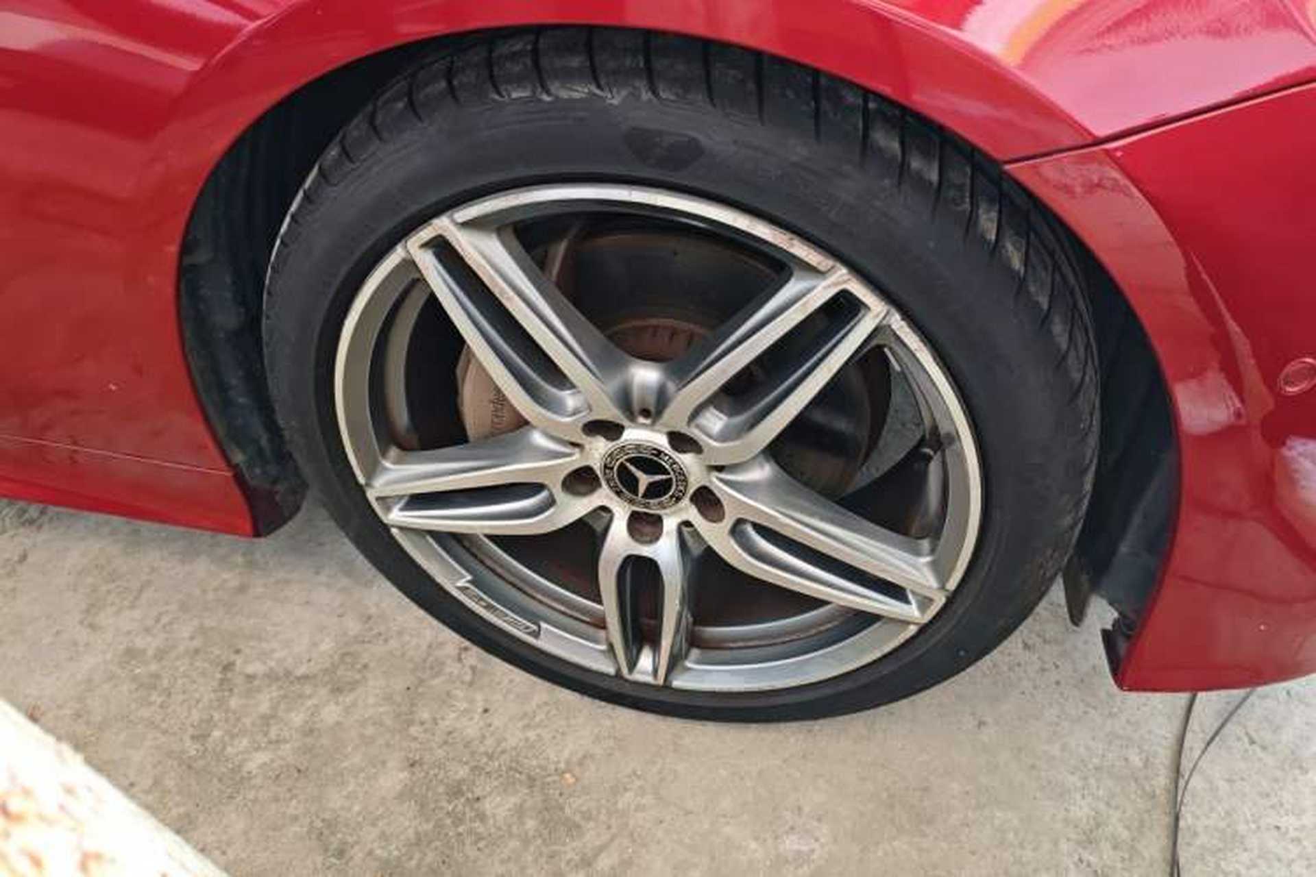 Used Mercedes-Benz E-Class 2018 E 200 Coupe Right Front Wheel Hub