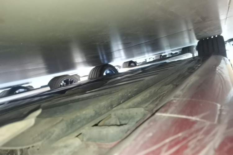Used Mercedes-Benz E-Class 2018 E 300 Coupe Right Side Sill