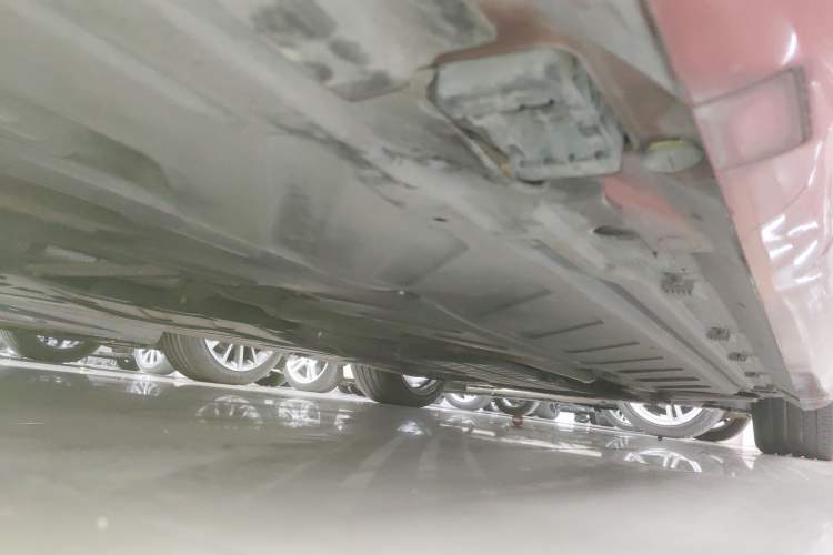 Used Mercedes-Benz E-Class 2018 E 200 Coupe Right Side Sill