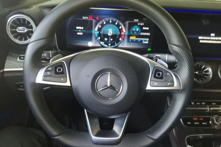 Used Mercedes-Benz E-Class 2018 E 300 Coupe Steering Wheel