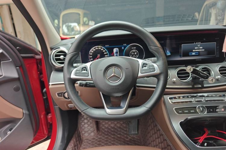 Used Mercedes-Benz E-Class 2018 Facelift E 200 L Sport Edition Steering Wheel