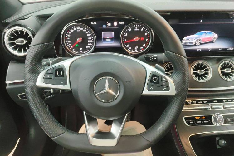 Used Mercedes-Benz E-Class 2018 E 200 Coupe Steering Wheel