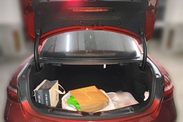 Used Mercedes-Benz E-Class 2018 E 300 Coupe Trunk
