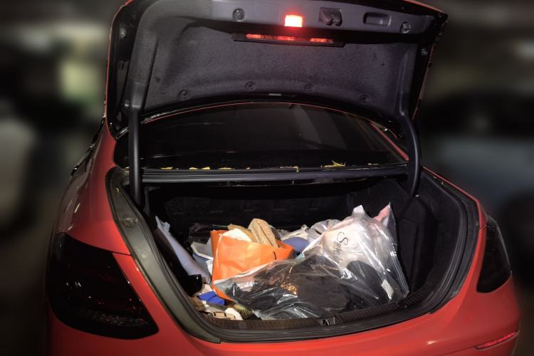 Used Mercedes-Benz E-Class 2018 Facelift E 200 L 4MATIC Trunk