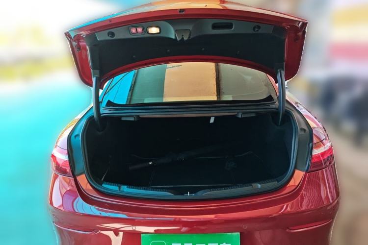 Used Mercedes-Benz E-Class 2018 E 200 Coupe Trunk