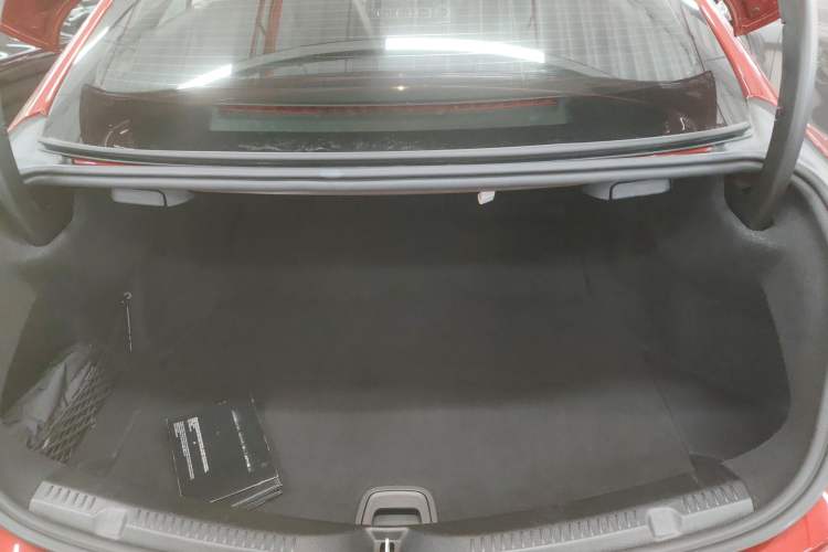 Used Mercedes-Benz E-Class 2018 E 200 Coupe Trunk