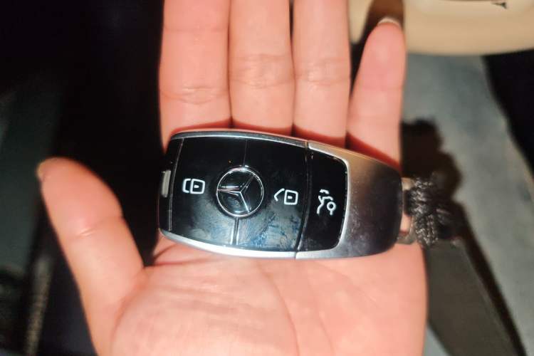 Used Mercedes-Benz E-Class 2018 E 200 Coupe Vehicle Key