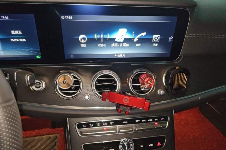 Used Mercedes-Benz E-Class 2018 E 300 L Sport Luxury Edition Audio And AC Panel