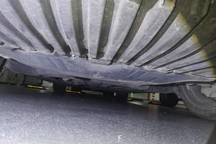 Used Mercedes-Benz E-Class 2018 E 200 L Sport Edition Chassis Front