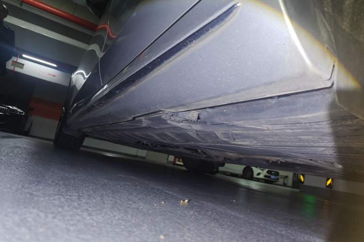 Used Mercedes-Benz E-Class 2018 E 200 L Sport Edition Chassis Rear Left