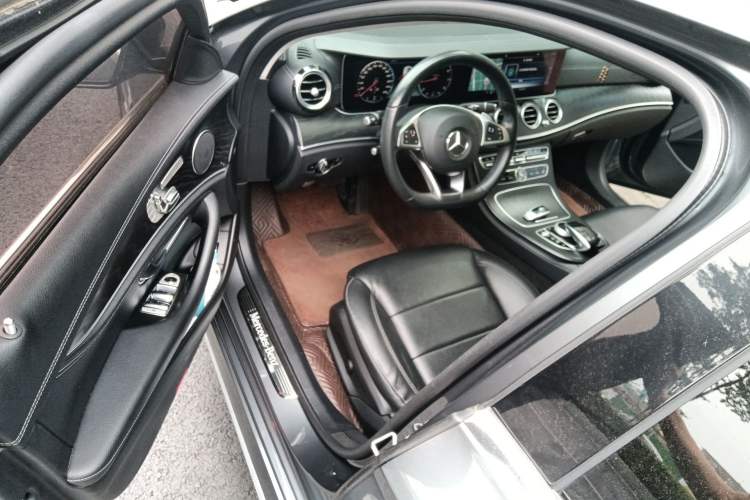 Used Mercedes-Benz E-Class 2018 Restyled E 300 L Sporty and Stylish Edition Driver Seat