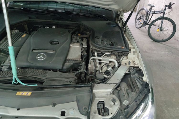 Used Mercedes-Benz E-Class 2018 E 200 4MATIC Coupe Engine Bay Left