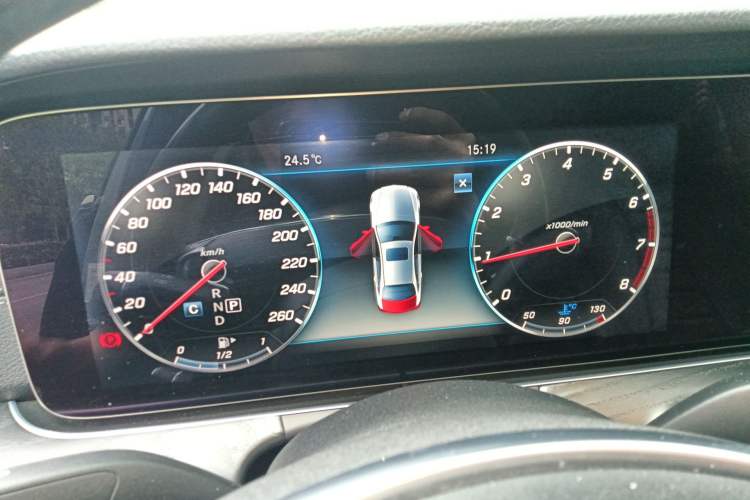 Used Mercedes-Benz E-Class 2018 Restyled E 300 L Sporty and Stylish Edition Instrument Cluster