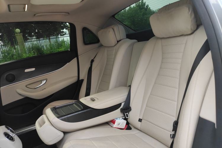 Used Mercedes-Benz E-Class 2018 E 300 L Sport Luxury Edition Left Rear Seat