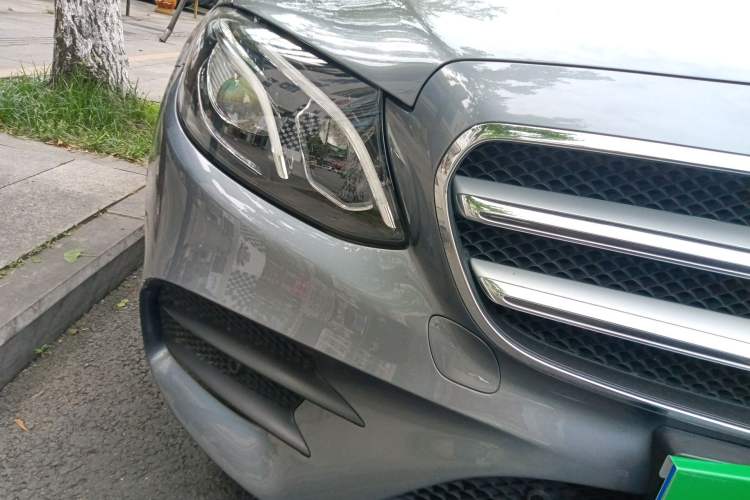 Used Mercedes-Benz E-Class 2018 Restyled E 300 L Sporty and Stylish Edition Right Front Headlight