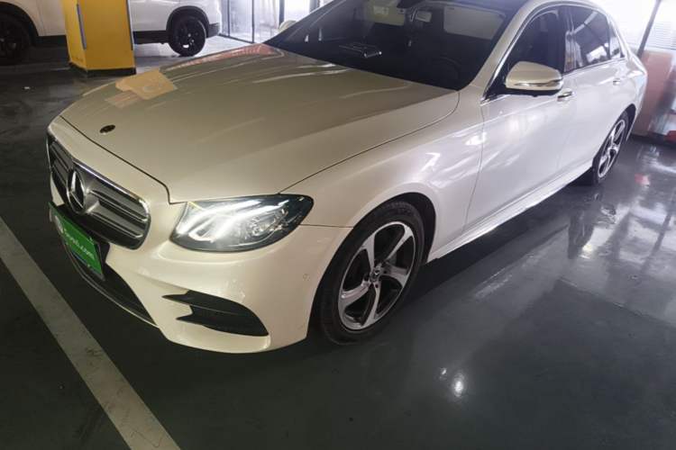 Used Mercedes-Benz E-Class 2018 Restyled E 300 L Sporty and Stylish Edition Guazi used car, China used car export, Used car for sale, Used cars, Cheapest cars for sale