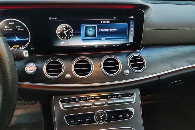 Used Mercedes-Benz E-Class 2018 Facelift E 200 L Sport Edition Audio And AC Panel