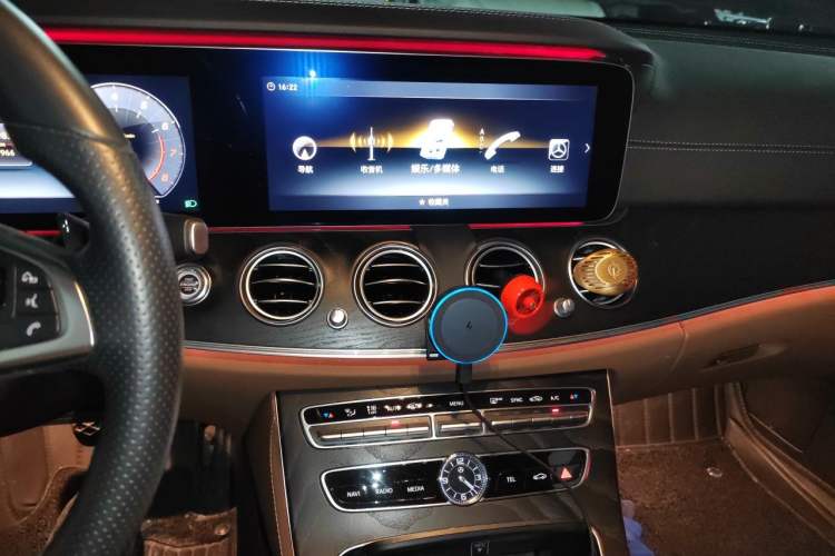 Used Mercedes-Benz E-Class 2018 Restyled E 300 L Sport Luxury Edition Audio And AC Panel