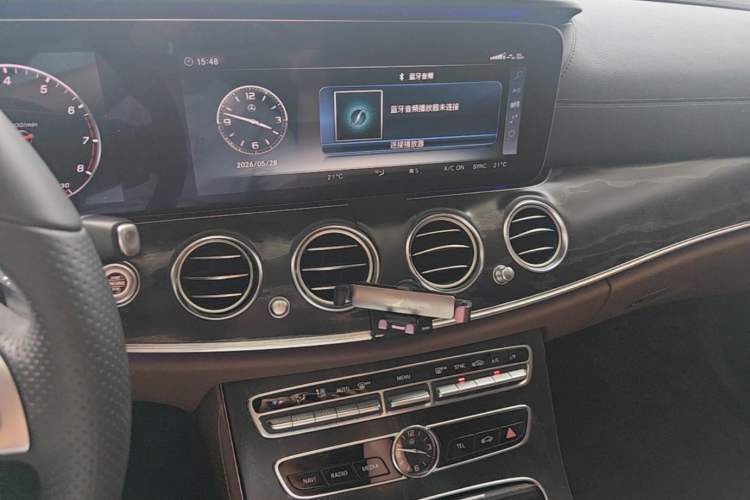 Used Mercedes-Benz E-Class 2018 E 300 L Sport Luxury Edition Audio And AC Panel