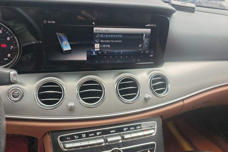 Used Mercedes-Benz E-Class 2018 E 200 Sport 4MATIC Audio And AC Panel