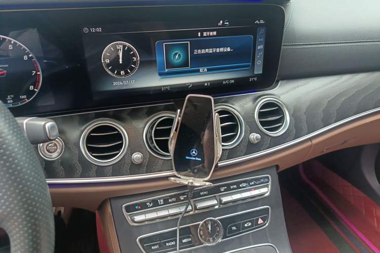 Used Mercedes-Benz E-Class 2018 Facelift E 200 L Sport Edition Audio And AC Panel