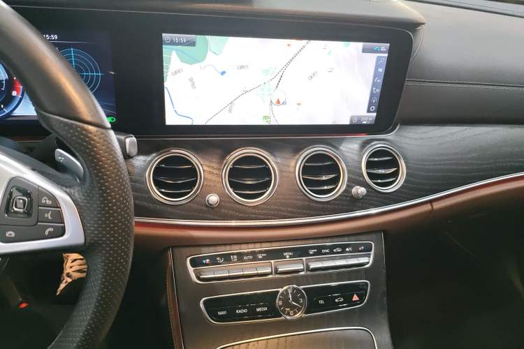 Used Mercedes-Benz E-Class 2018 Facelift E 200 L Sport Edition Audio And AC Panel
