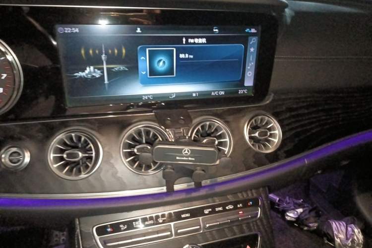 Used Mercedes-Benz E-Class 2018 E 200 Coupe Audio And AC Panel