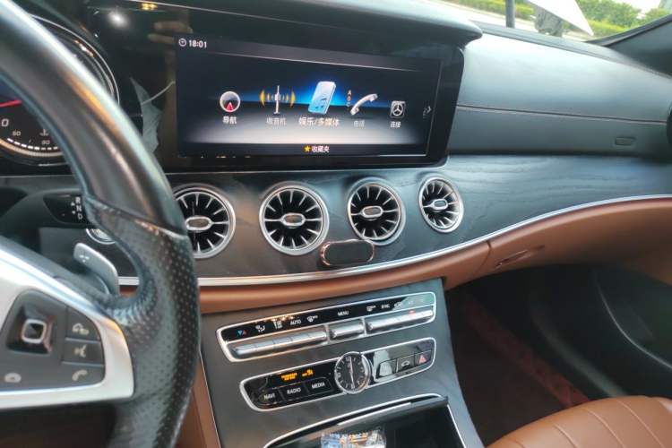 Used Mercedes-Benz E-Class 2018 E 200 Coupe Audio And AC Panel