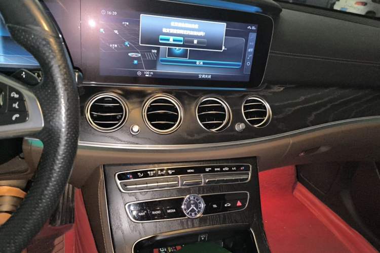 Used Mercedes-Benz E-Class 2018 Restyled E 300 L Sport Luxury Edition Audio And AC Panel