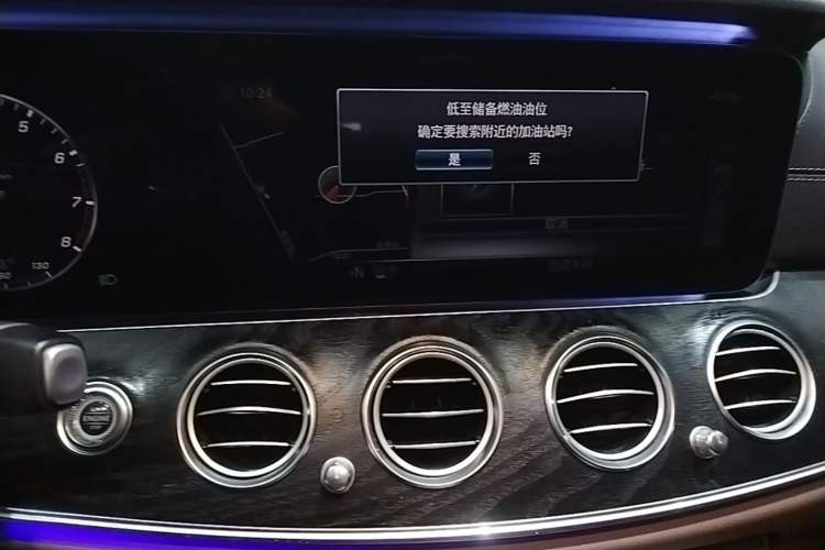 Used Mercedes-Benz E-Class 2018 Restyled E 300 L Sporty and Stylish Edition Audio And AC Panel