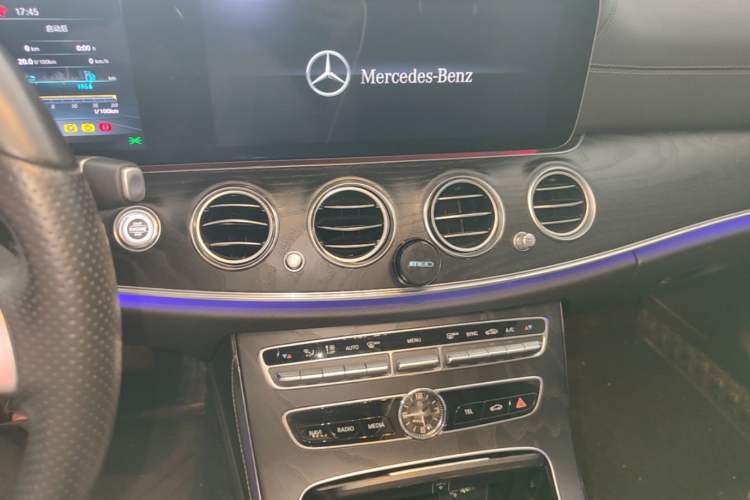 Used Mercedes-Benz E-Class 2018 Facelift E 200 L Sport Edition Audio And AC Panel