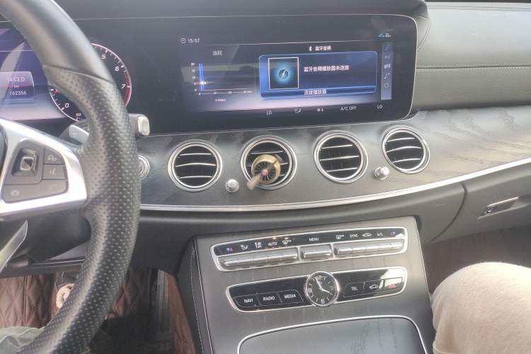 Used Mercedes-Benz E-Class 2018 E 200 L Sport Edition Audio And AC Panel
