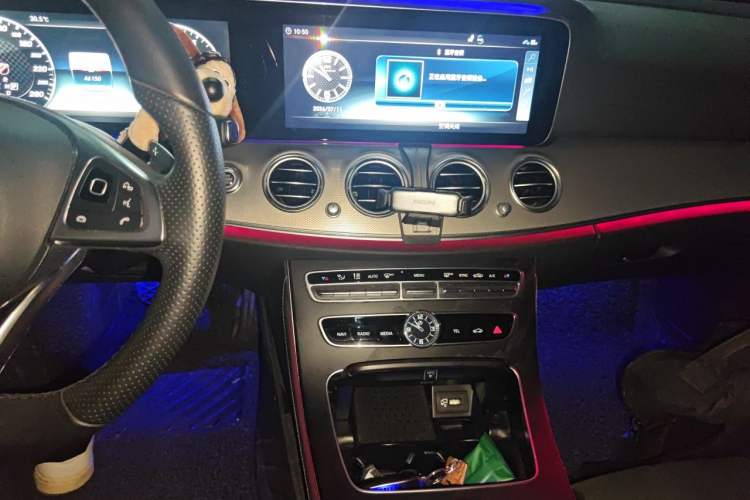 Used Mercedes-Benz E-Class 2018 E 200 Sport Edition Audio And AC Panel