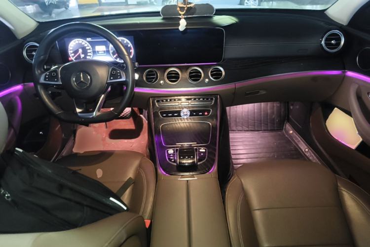 Used Mercedes-Benz E-Class 2018 Restyled E 300 L Sporty and Stylish Edition Center Console