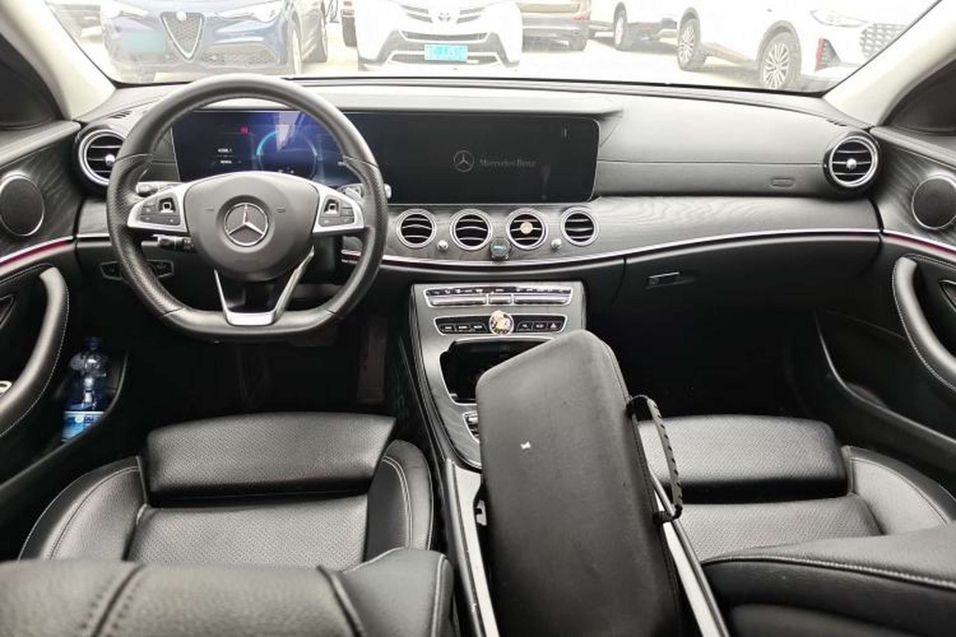 Used Mercedes-Benz E-Class 2018 Facelift E 200 L Sport Edition Center Console